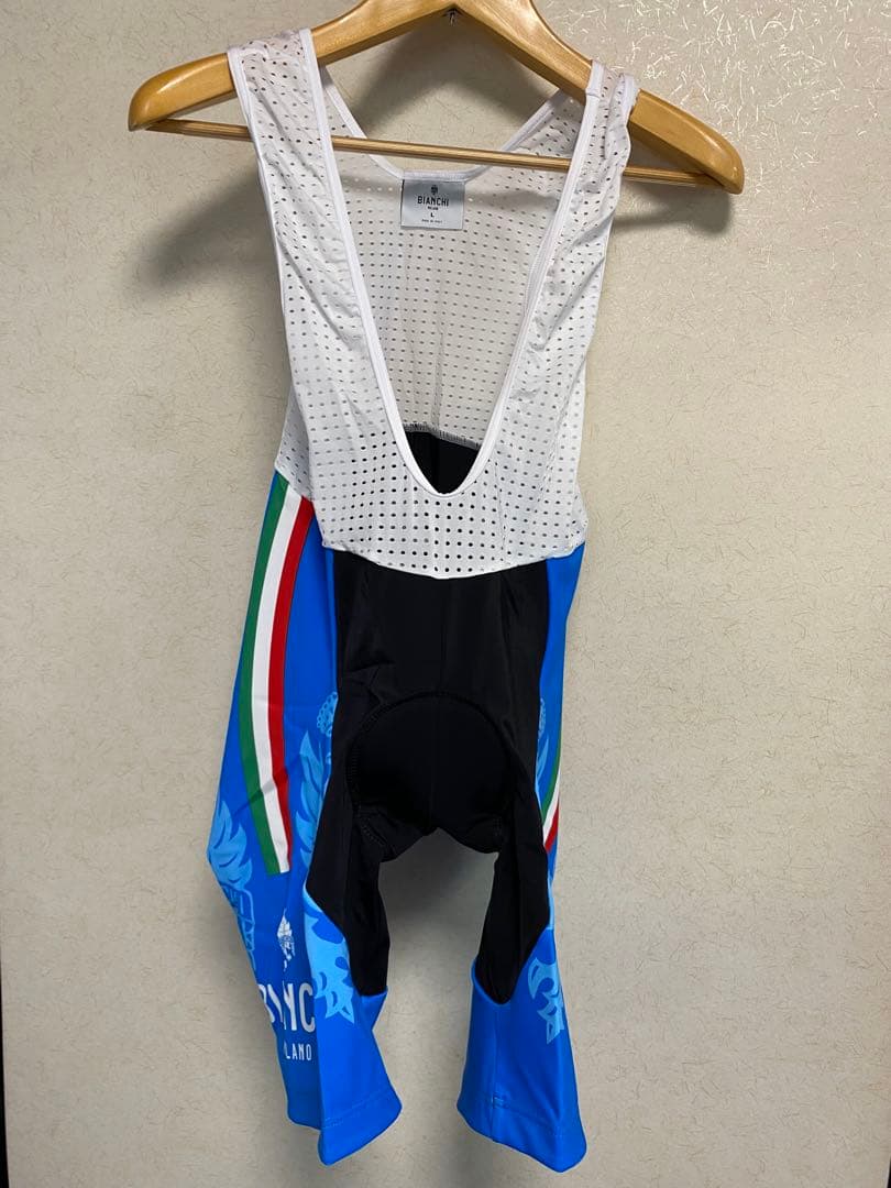 新品タグ付きサイクルウェアBianchi ビブL