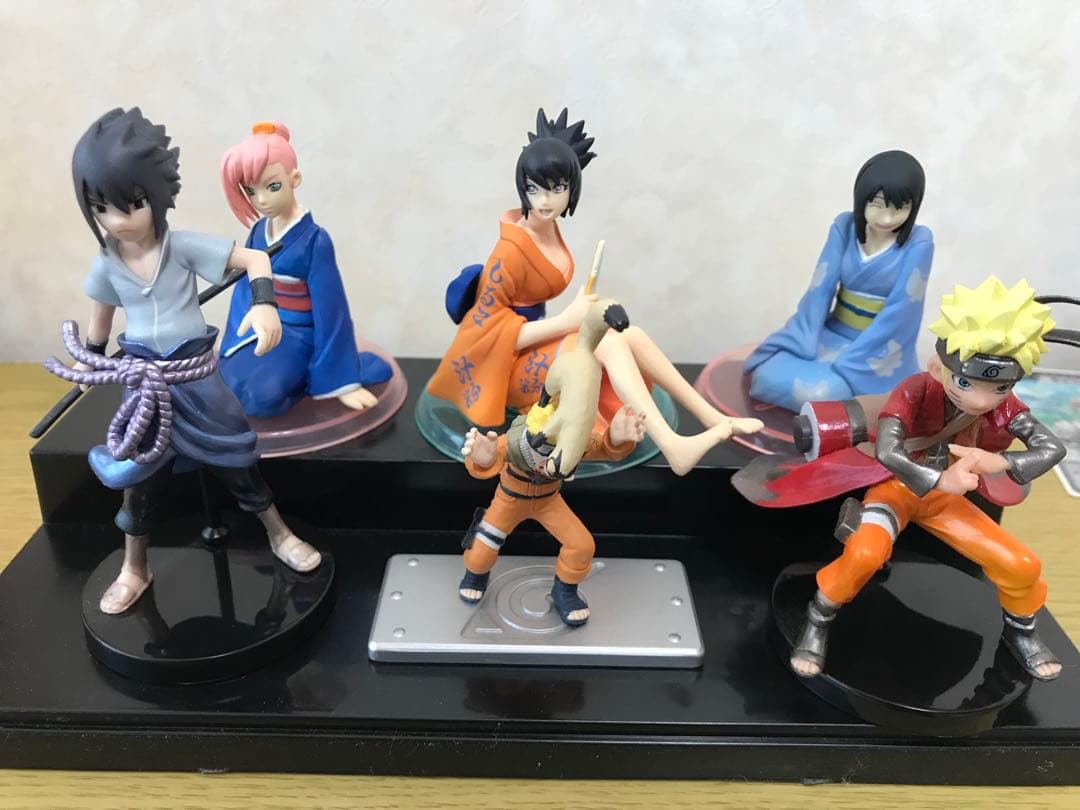 激レア 劇場版NARUTO-ナルト-疾風伝絆 非売品垂れ幕＋フィギュア6体セット