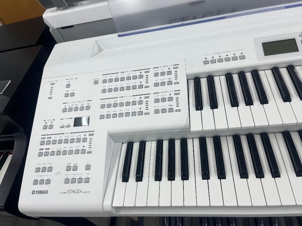 ★85011【エレクトーン】YAMAHA　ELB02　2019年製