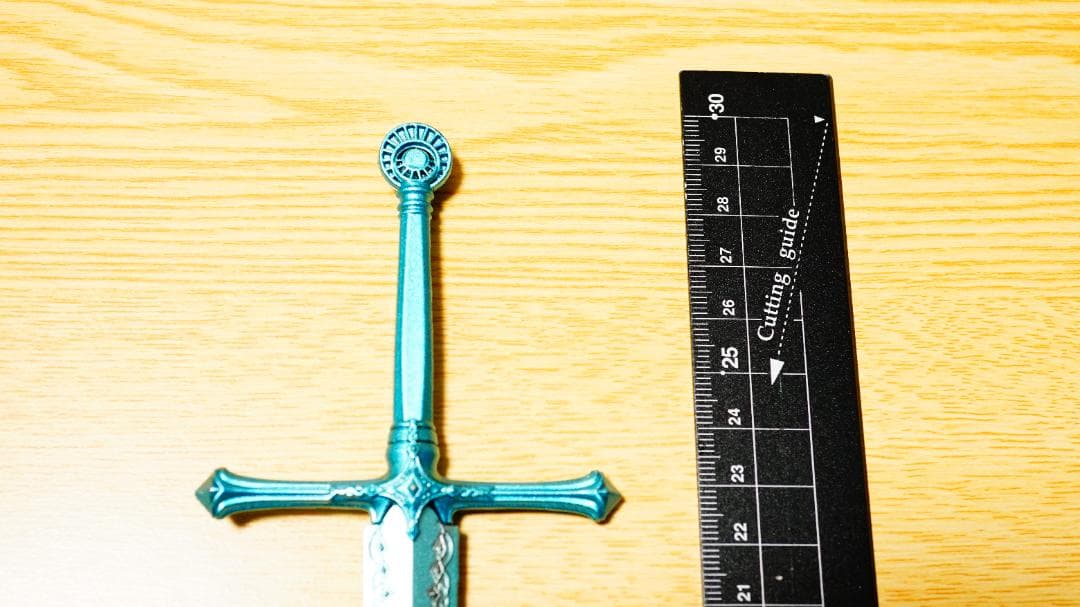 30cmカーリアの騎士剣 魔術ver エルデンリング ミニ武器 キーホルダー ア