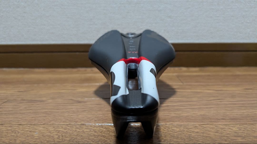 プロロゴ（PROLOGO) TGALE PAS TIROX
