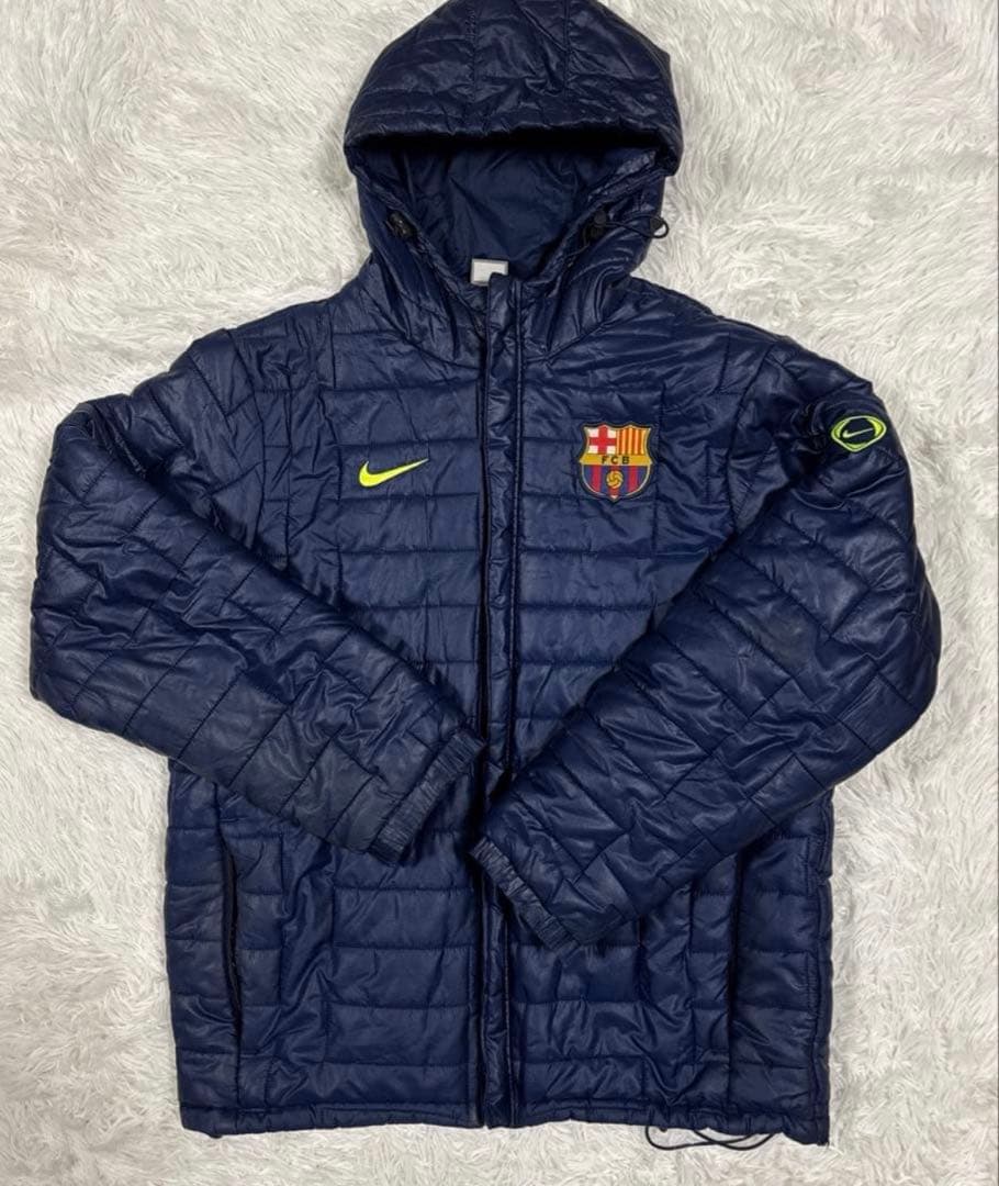 Nike FC Barcelona ダウンジャケット　サッカー　ベンチコート　L