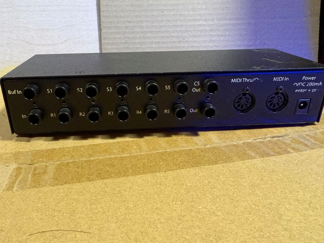 RJM Mini Effect Gizmo 5ループスイッチャー
