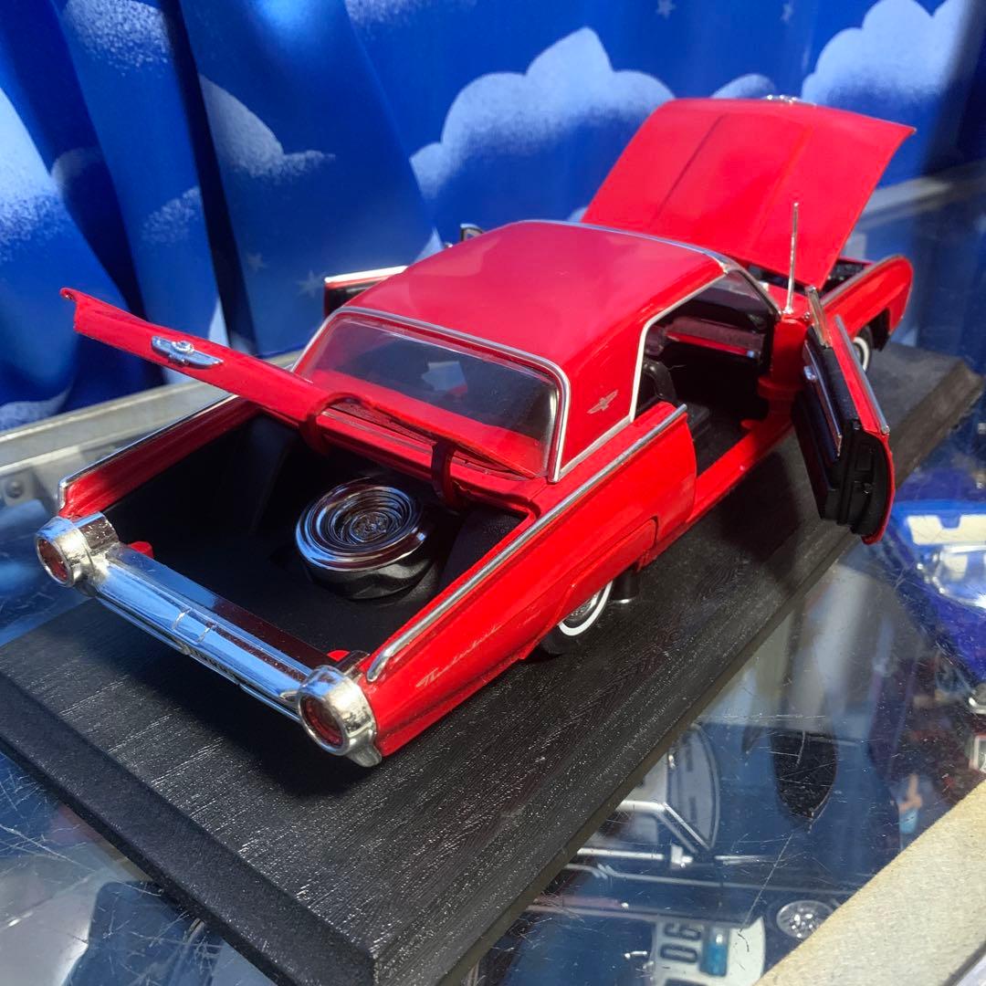 サンダーバード1/18 アメ車