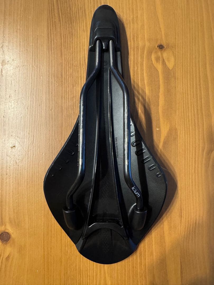 パーツ FIZIK ARIONE R3 (VERSUS EVO)
