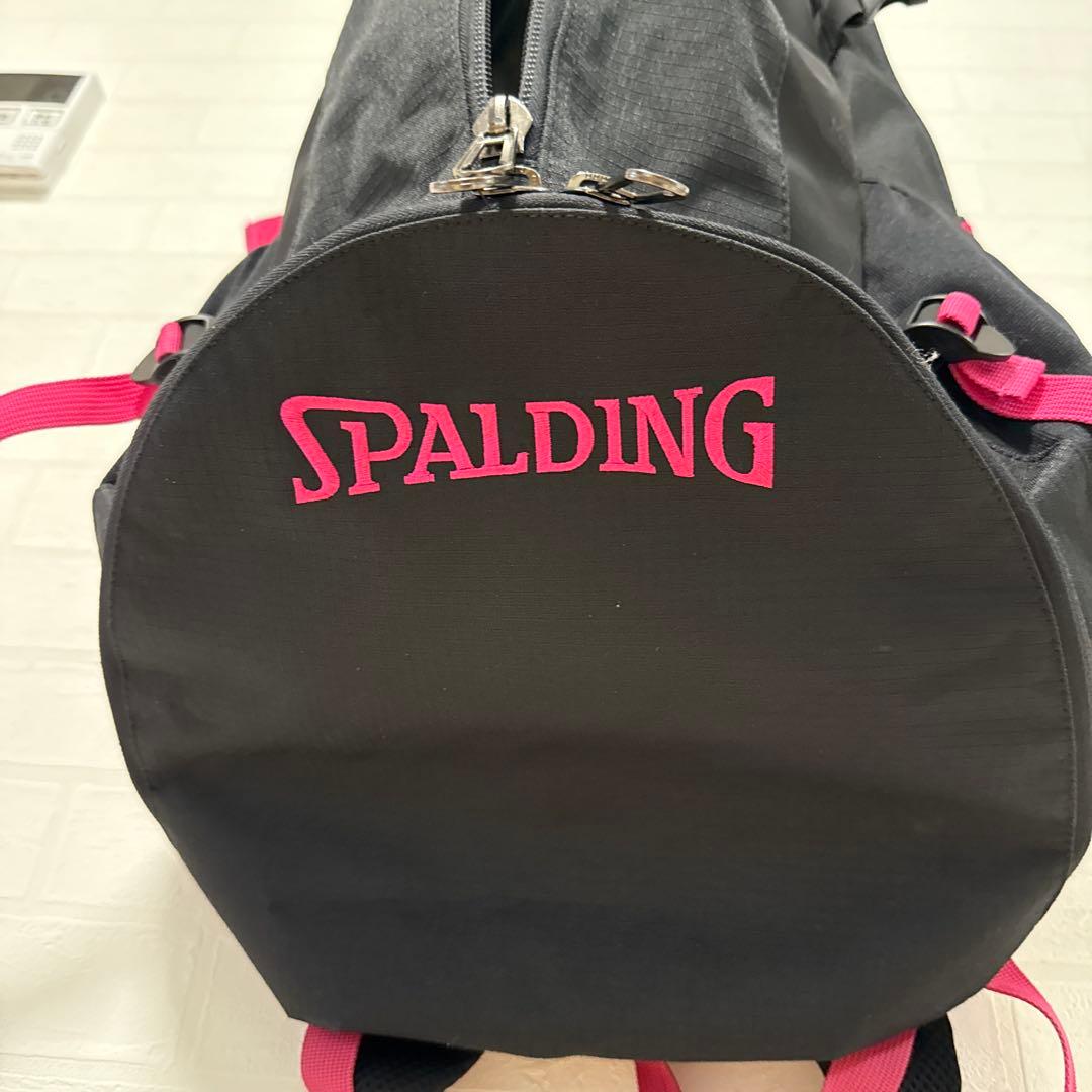 SPALDING バスケリュック　黒　ピンク