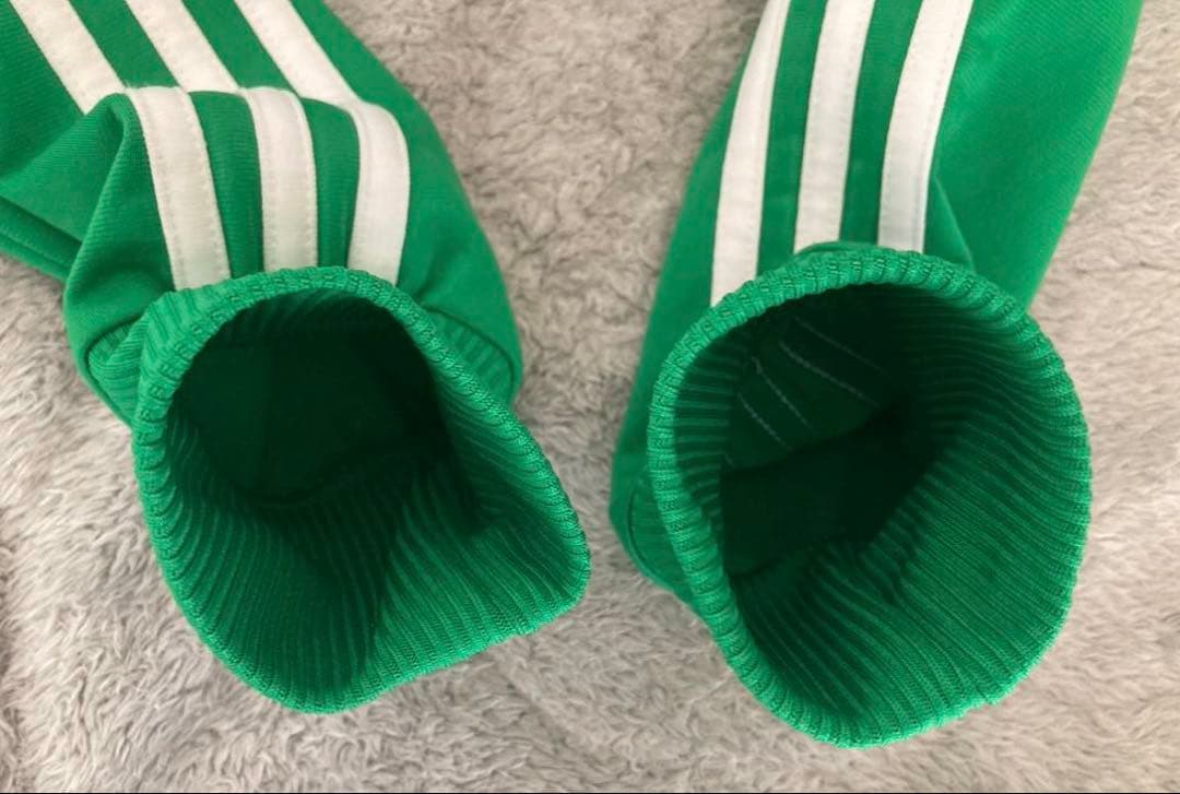 アディダス adidas グリーン　トラックジャケット