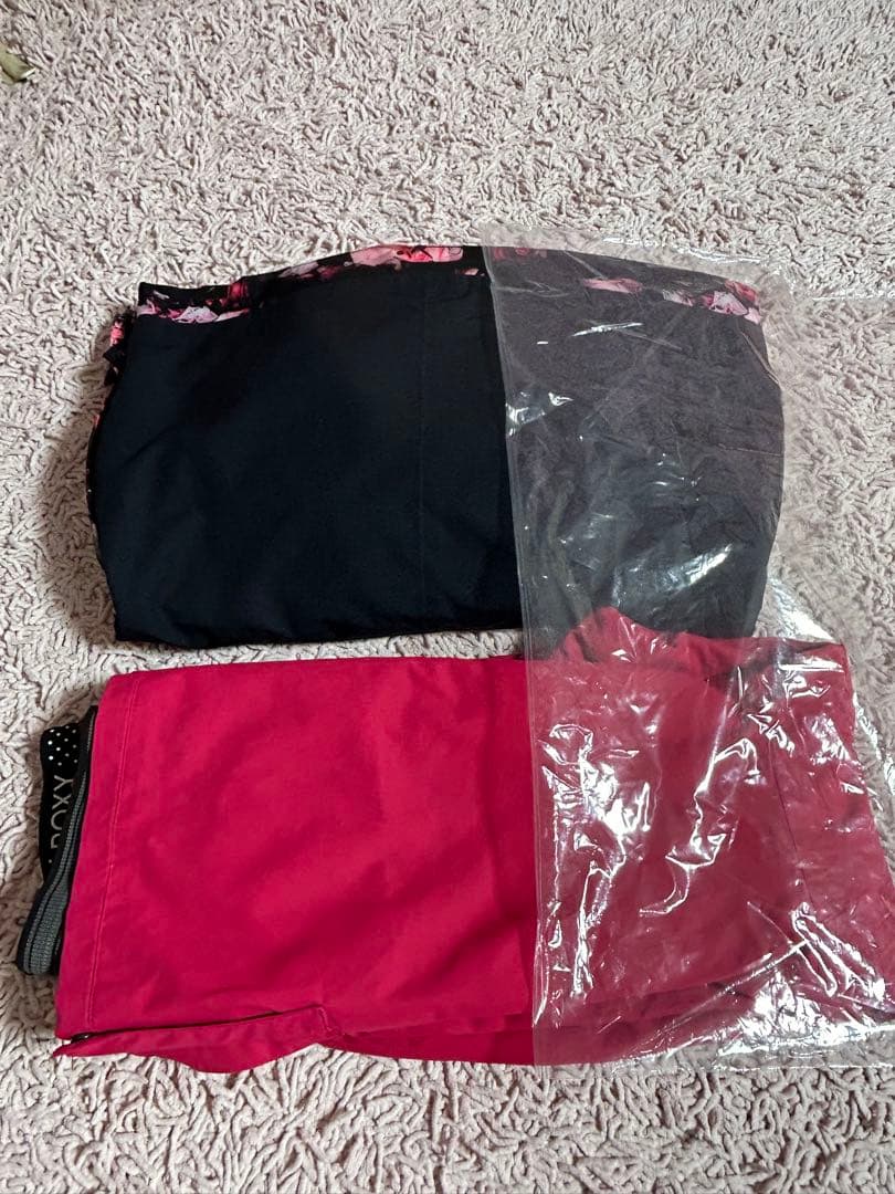 スノーウェア　ロキシー ROXY ロキシー　ジャケット&パンツ　2シーズンのみ使