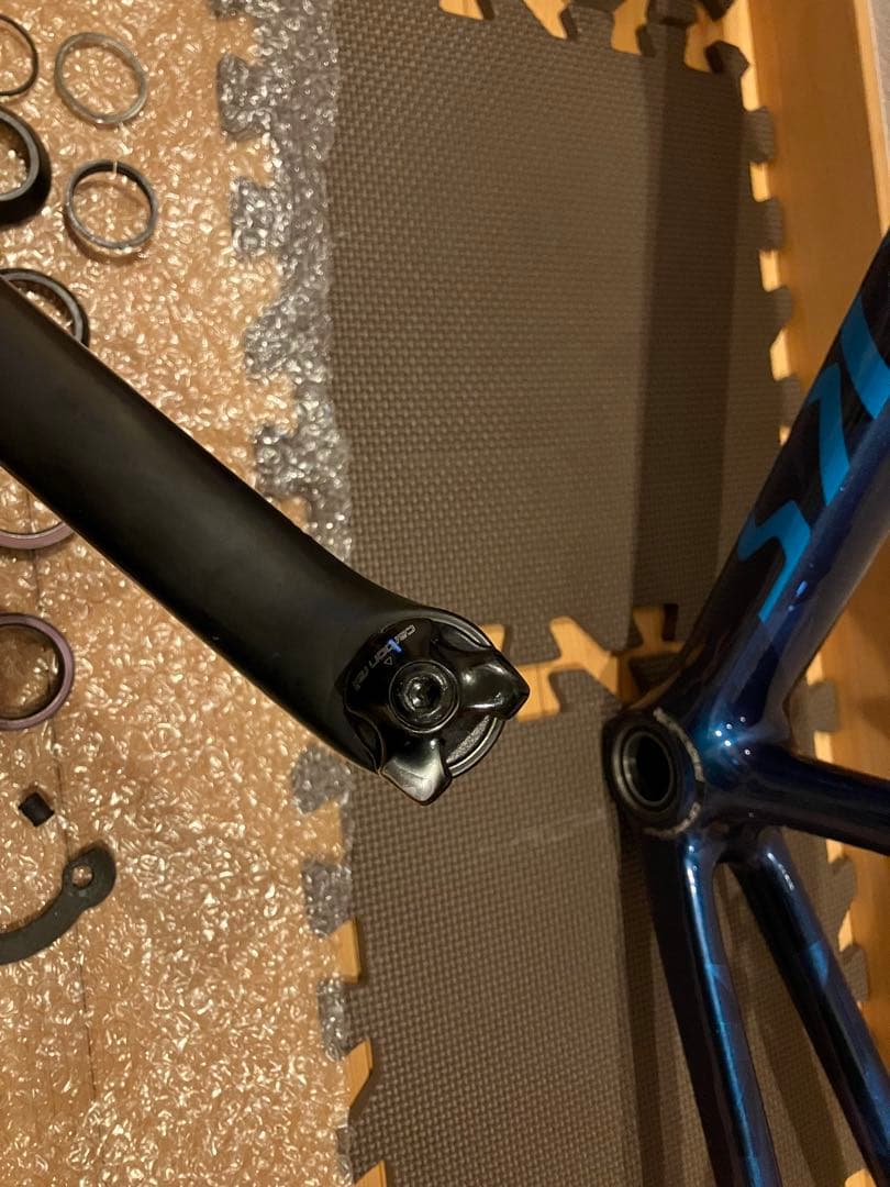 フレーム s-works tarmac SL6 54 リム　カメレオンカラー