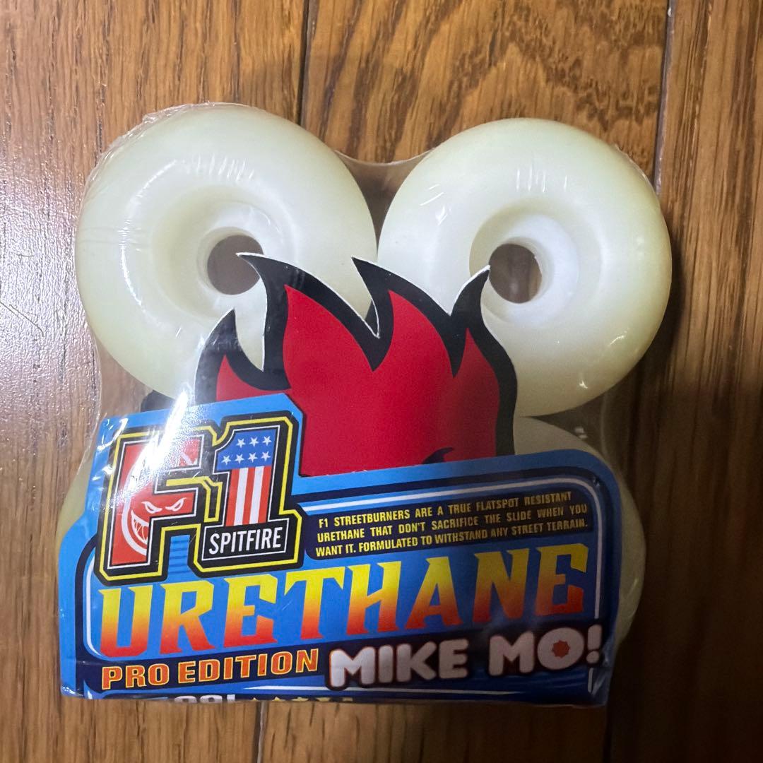 スケートボード Spitfire F1 Streetburner Mike Mo! 100DU