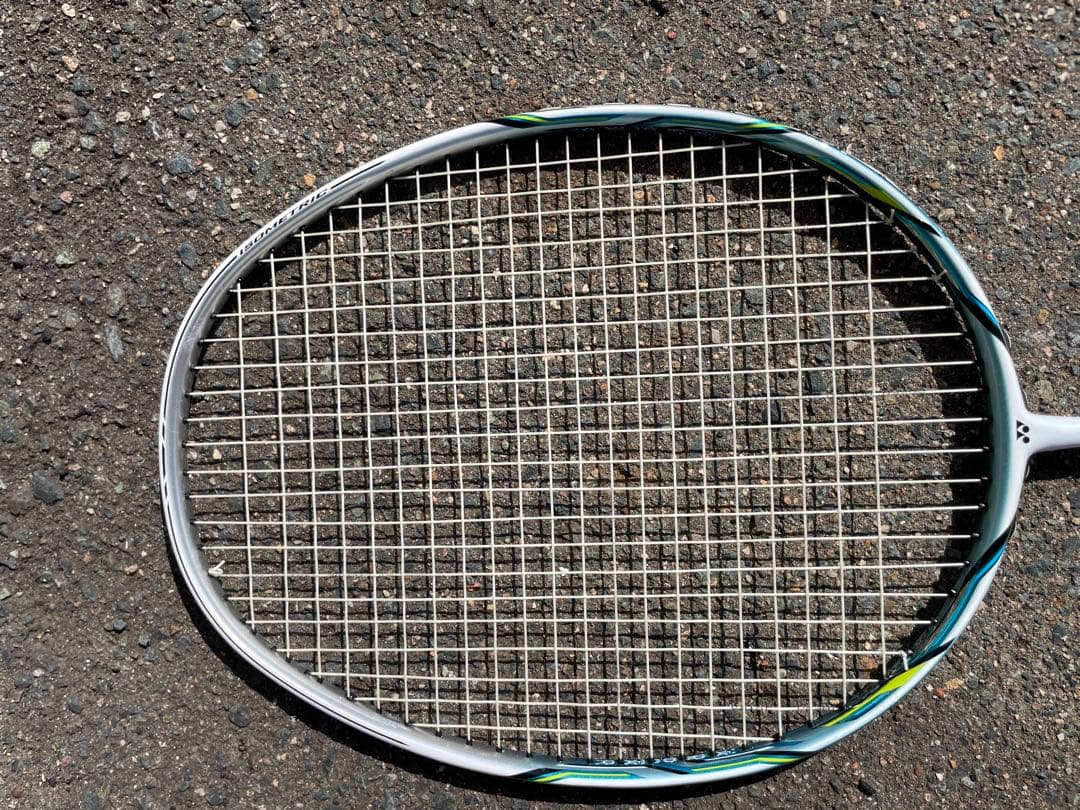 YONEX NANORAY 500 バドミントンラケット　4U G6 ケース付き