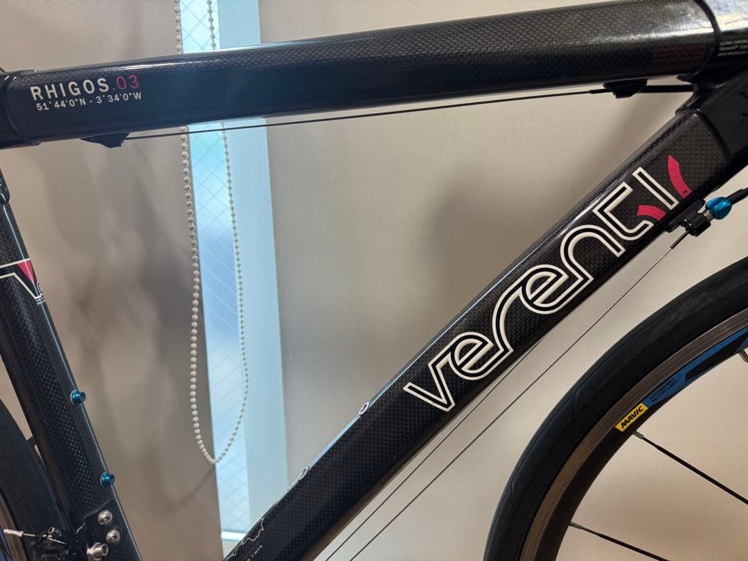 verenti RHIGOS 03 完成車　ラグカーボン