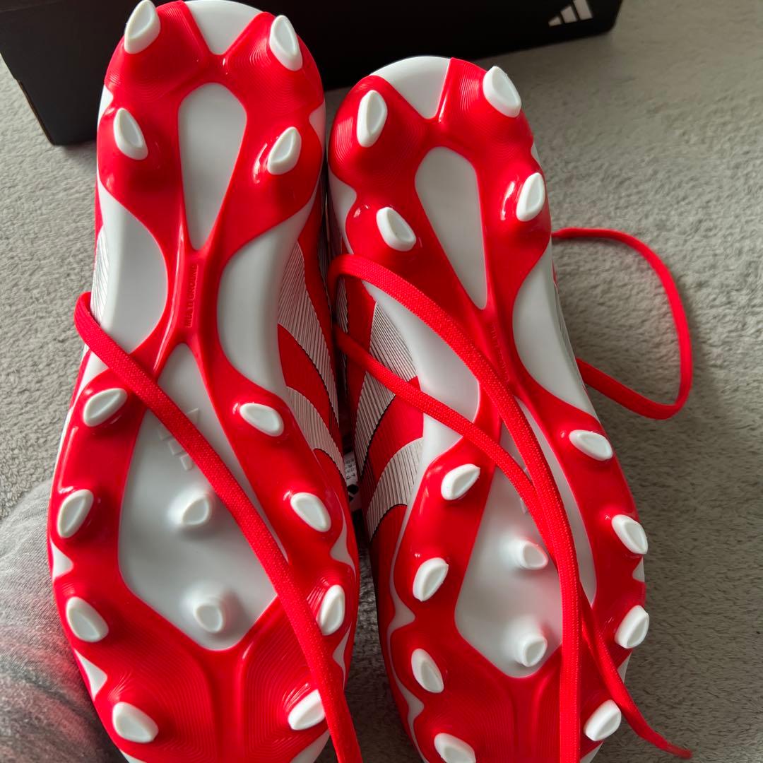 新品ADIDAS PREDATOR RED サッカースパイク22cm プレデター