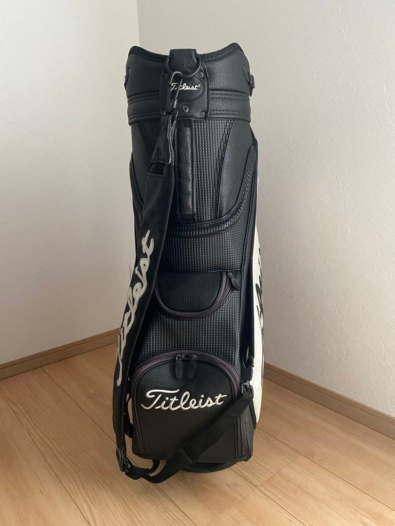 【美品】Titleist タイトリスト キャディバッグ 黒/白