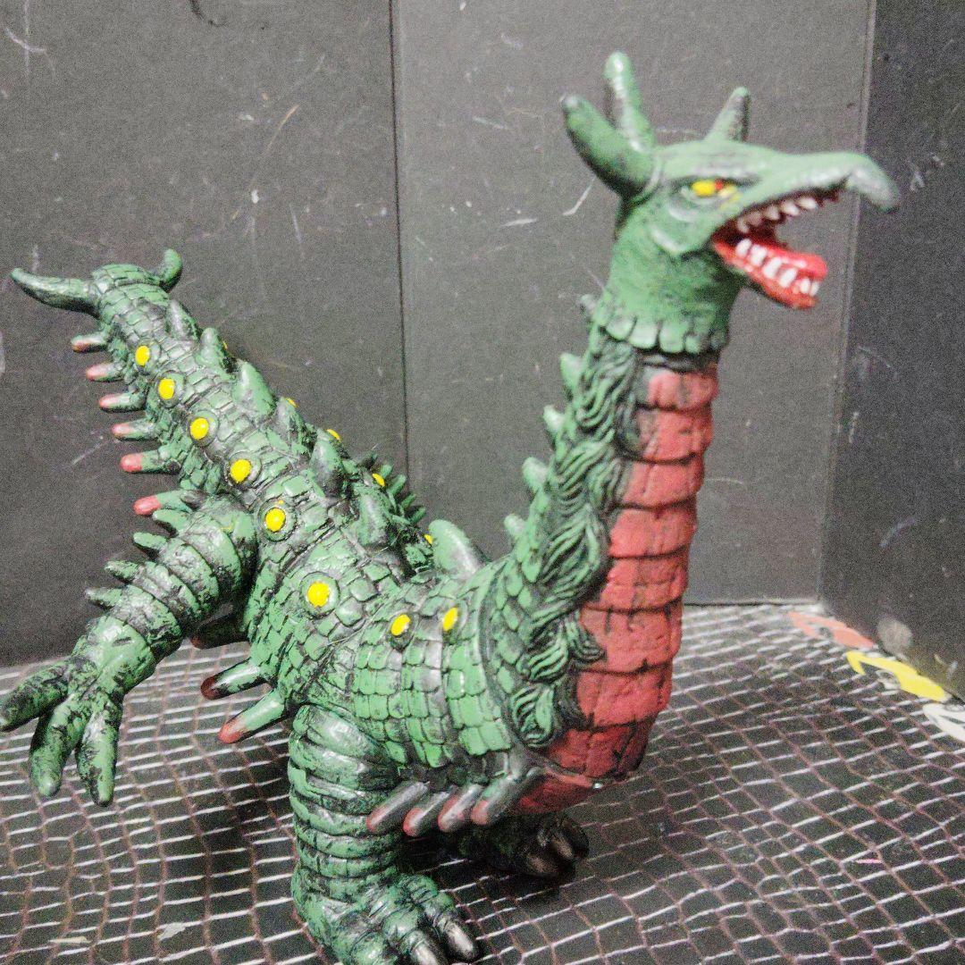 上野淳子ウルトラ怪獣旧型ソフビガルベロス.パンドン.アクマニアム.カデンダ