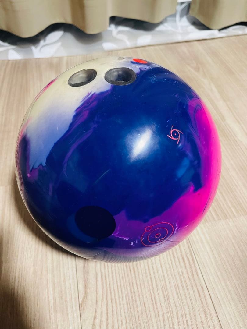 ION MAX 14P サムレス両手投げ