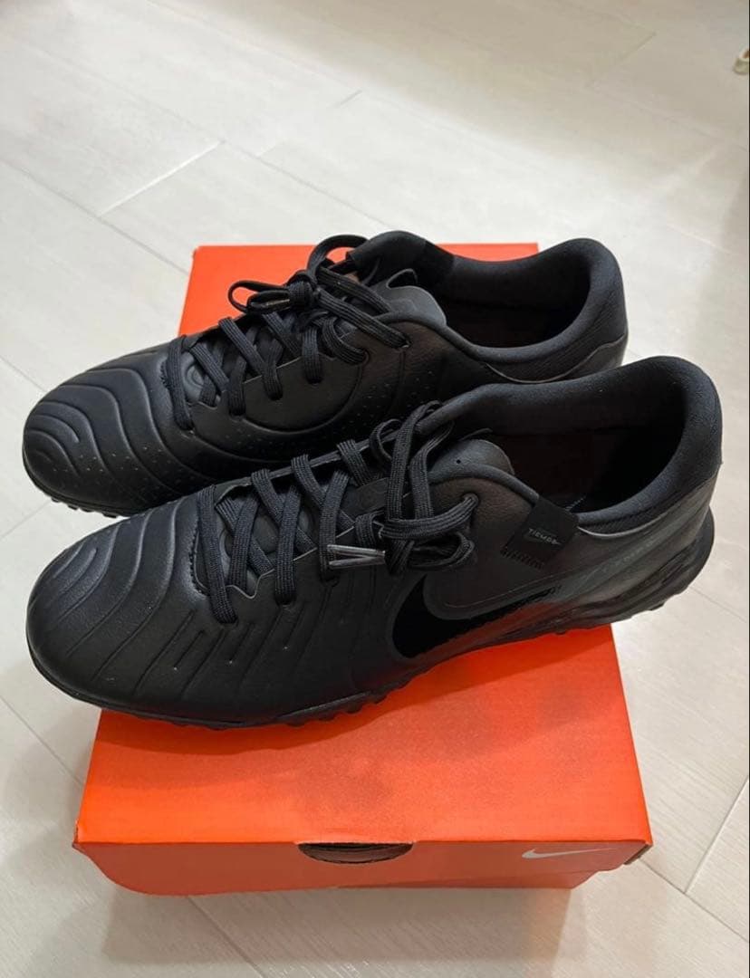 シューズ NIKE LEGEND10ACADEMY TF 26cm