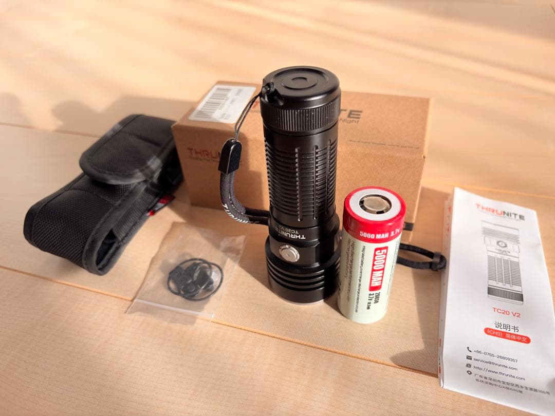 ThruNite TC20 V2 高輝度LED充電式フラッシュライト