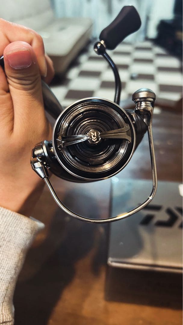 25CALDIA FC LT2500S-H スピニングリール