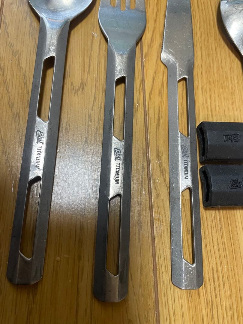 エスビット　チタンカトラリーセットESTC4TI000