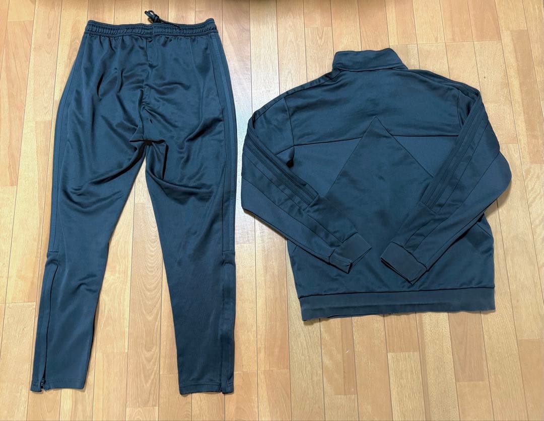 adidas ダークグレー ジャージ上下2セット