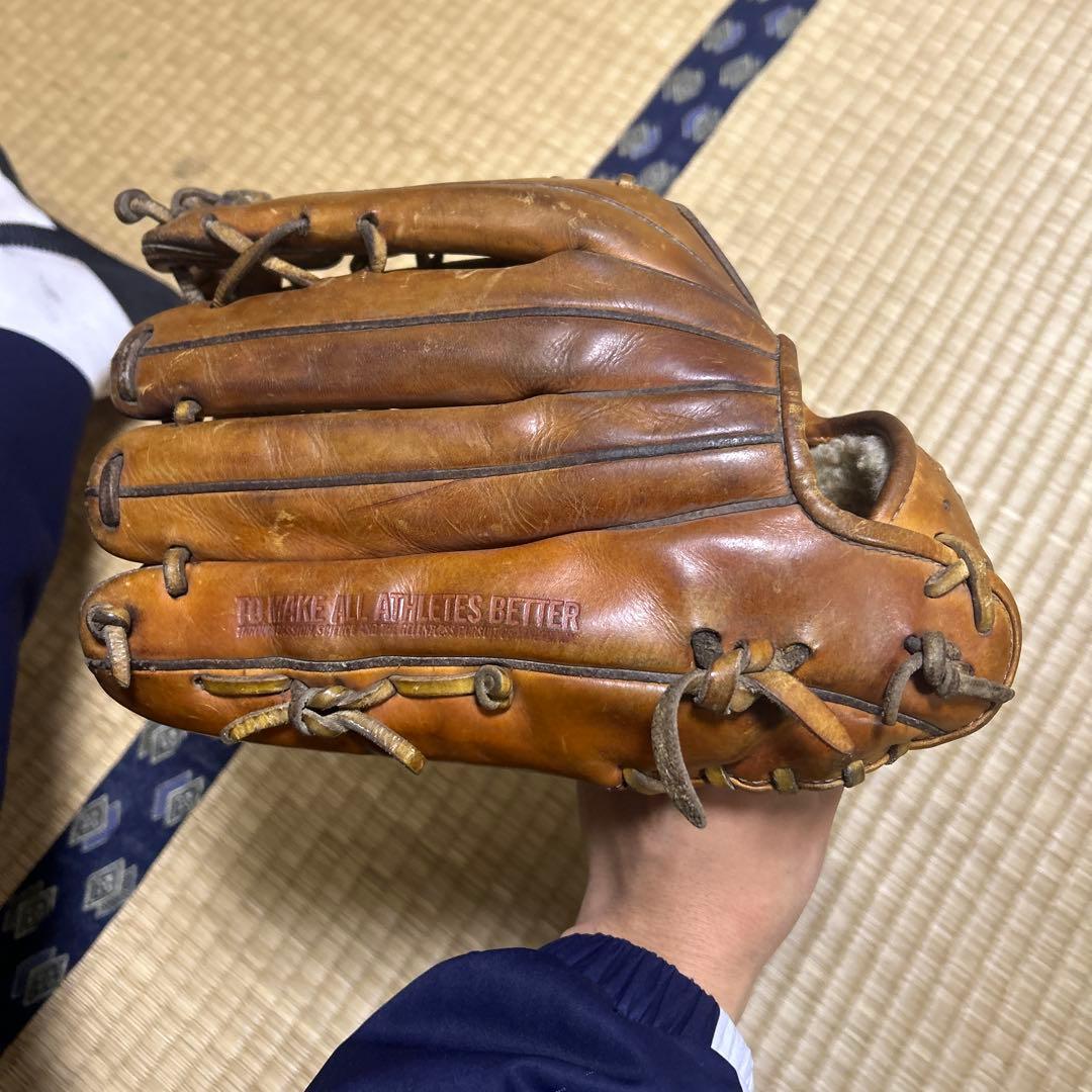 【型抜群】 アンダーアーマー硬式外野手用グラブ