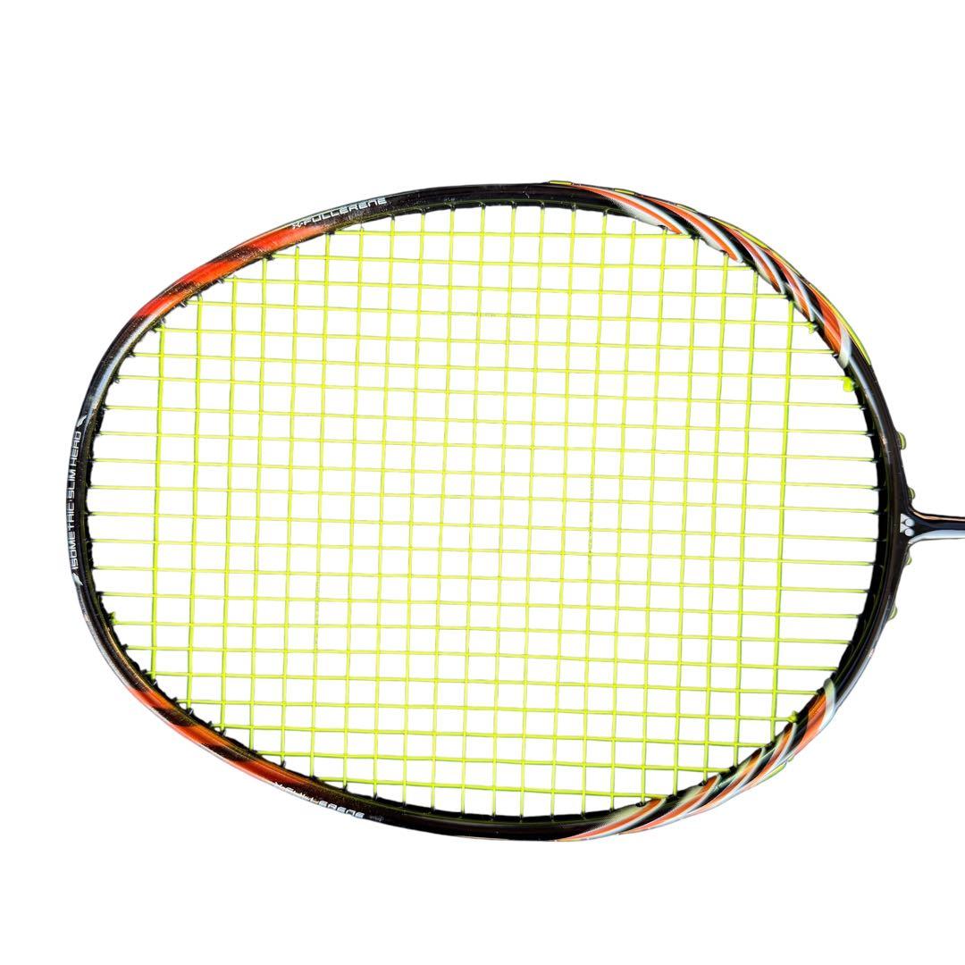 【極美品】YONEX NANOSPEED 9900 2UG5 バドミントン