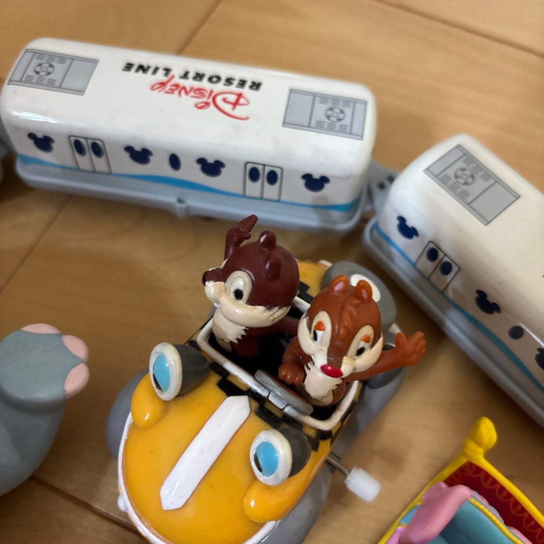 ディズニー　トミカ　ミニチュアフィギュアコレクション　ファストパス