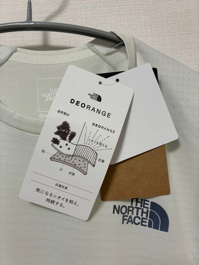 THE NORTH FACE NT12587 ランニングタンク M ホワイト