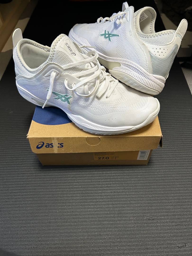 グライドノヴァff3 27cm asics