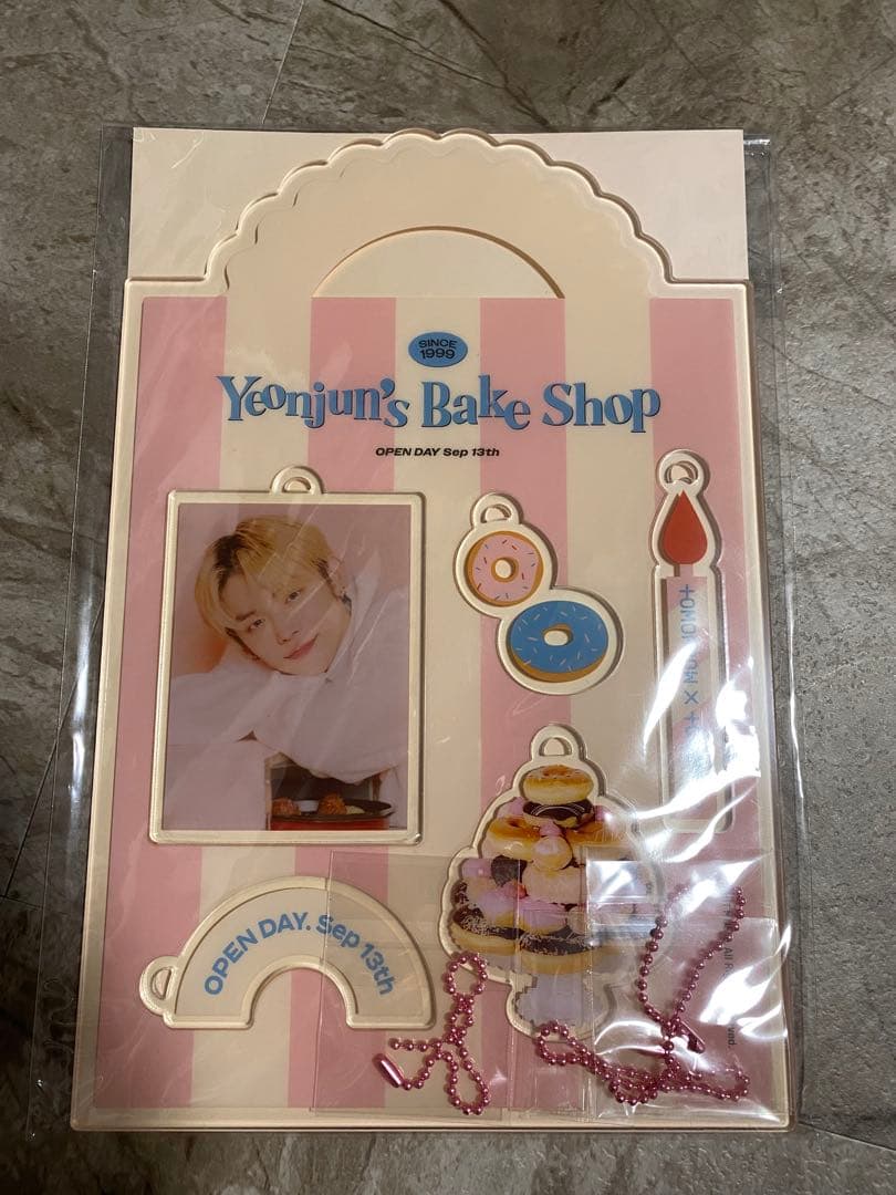 YEONJUN アクリルスタンド アクリルキーホルダーセット