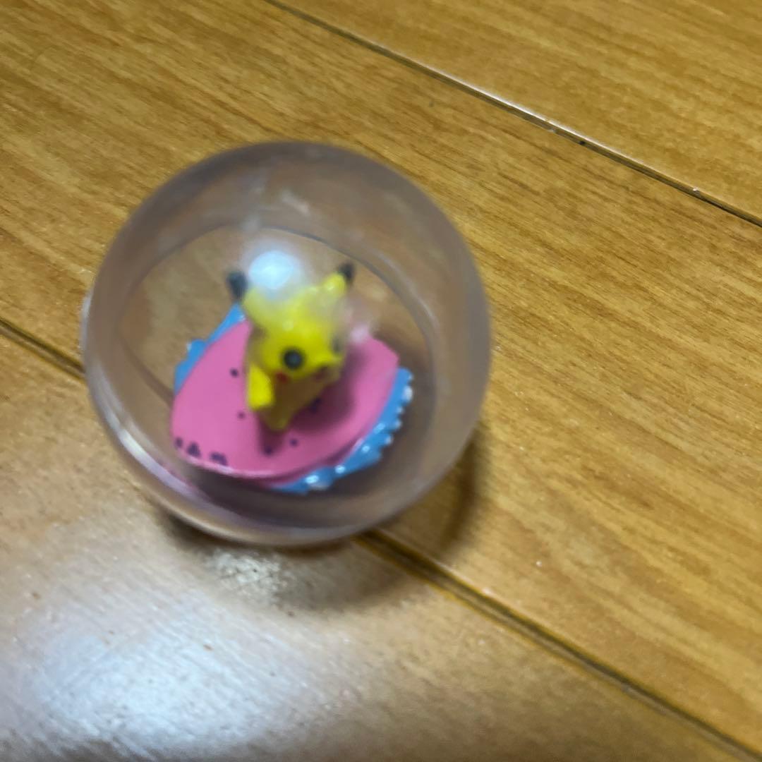 レトロなみのりピカチュウカプセルフィギュア