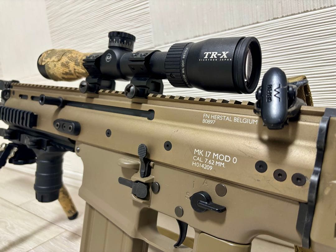 東京マルイ SCAR-H 次世代電動ガン QUASARカスタム グロック26付