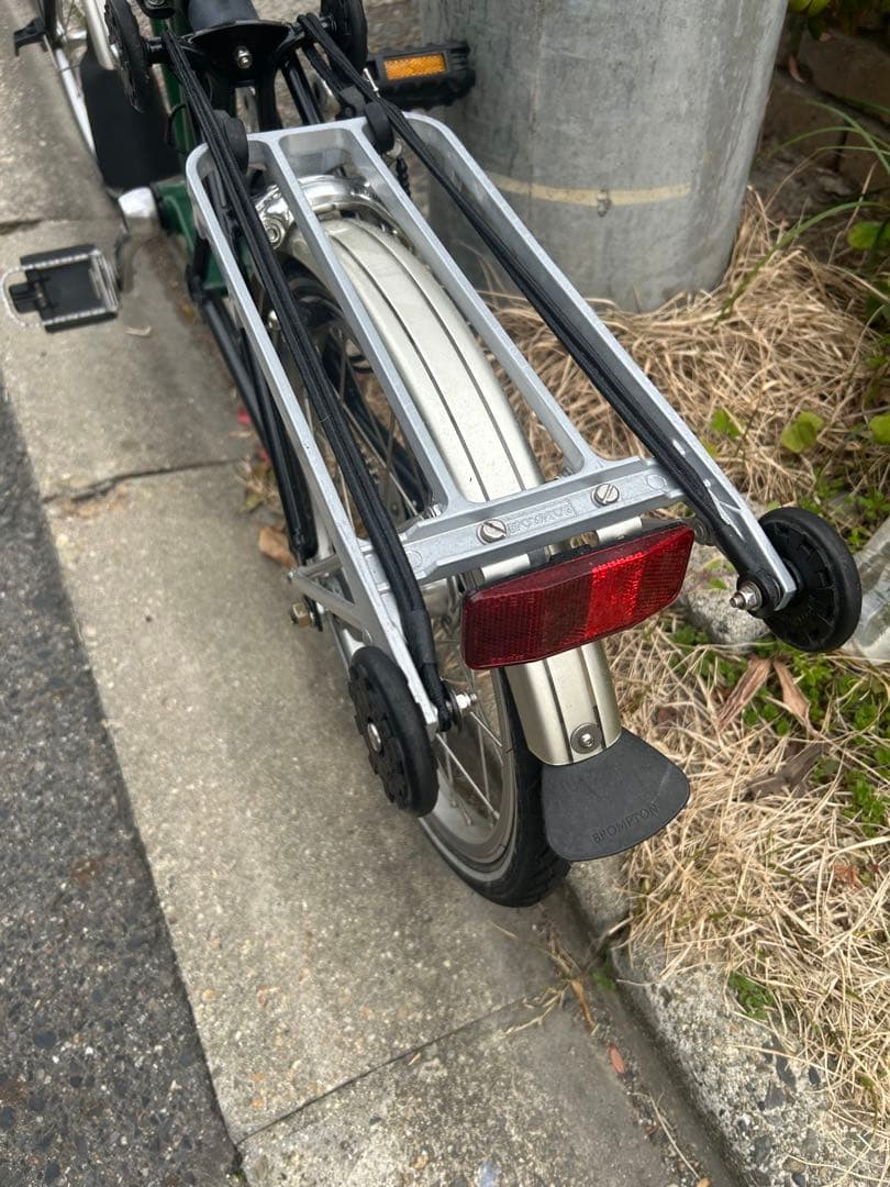 ブロンプトン　ミニベロ　小径車　自転車　イギリス　折りたたみ