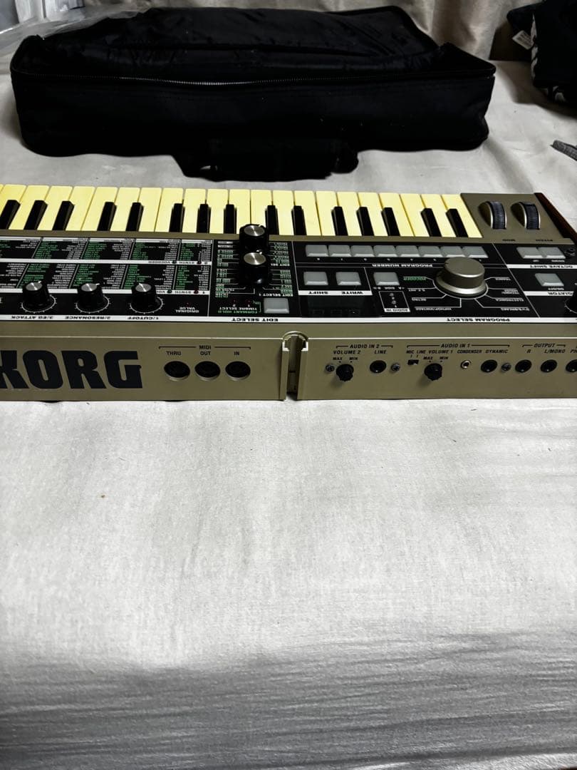 KORG アナログシンセサイザー