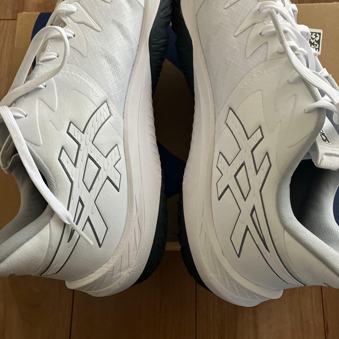 【美品】アシックス　UNPRE ARS LOW2 29.5センチ