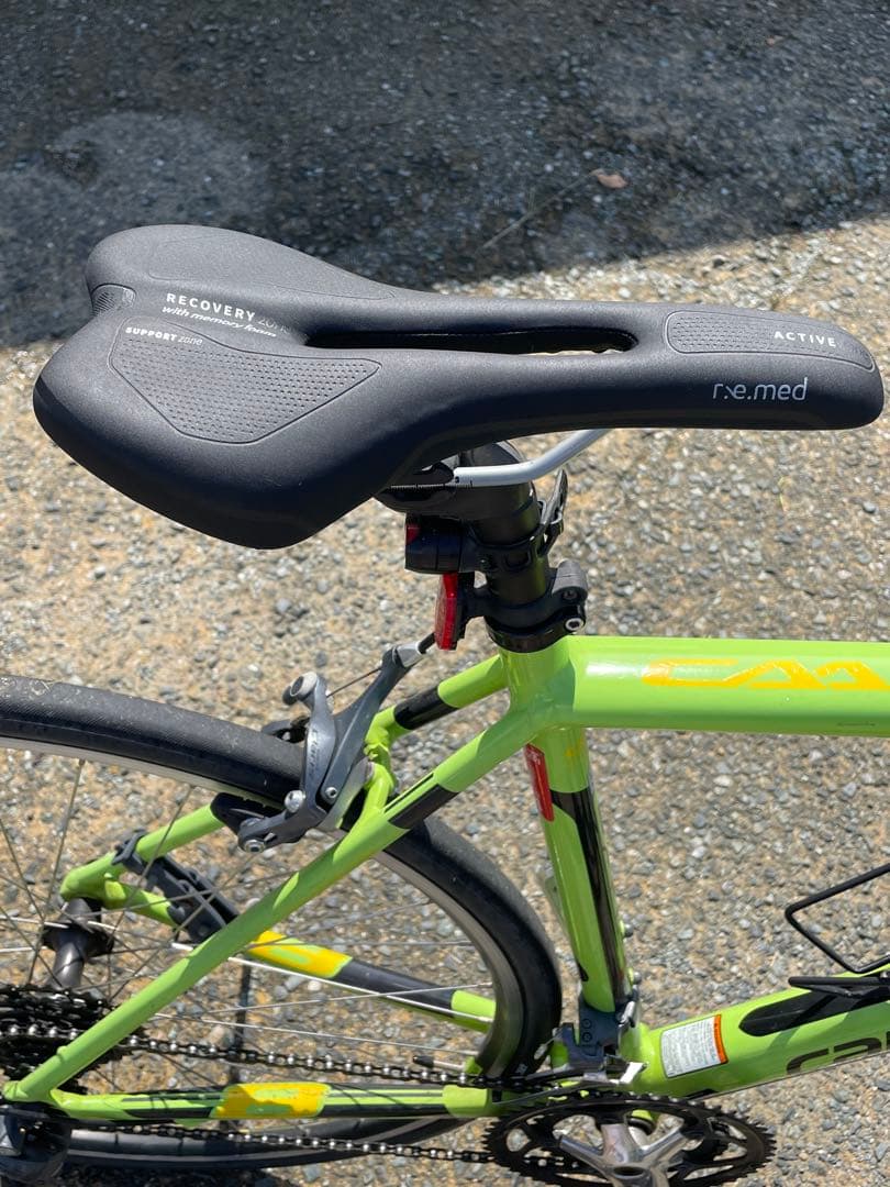 cannondaleフラットバーロード CAAD8