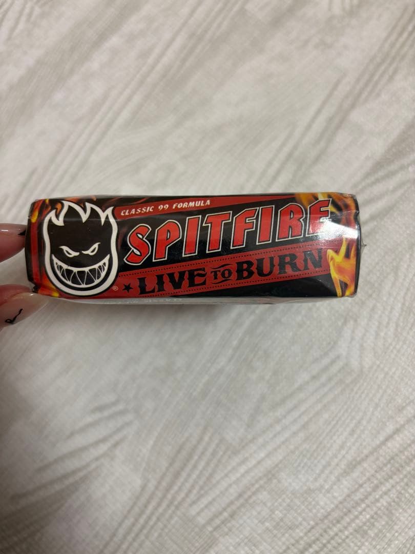 SPITFIRE LIVE TO BURN ウィール 52mm 99D スケボ