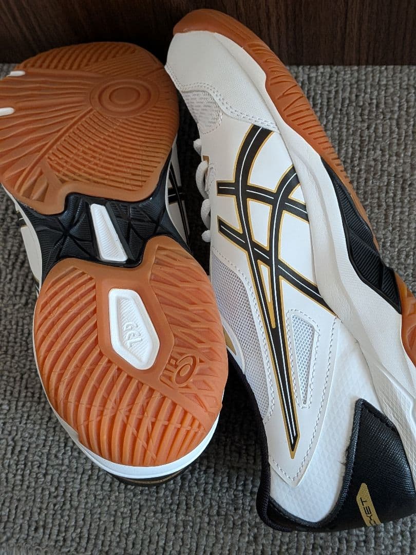 美品 ASICS バレーシューズ 26cm メンズ 人気カラー