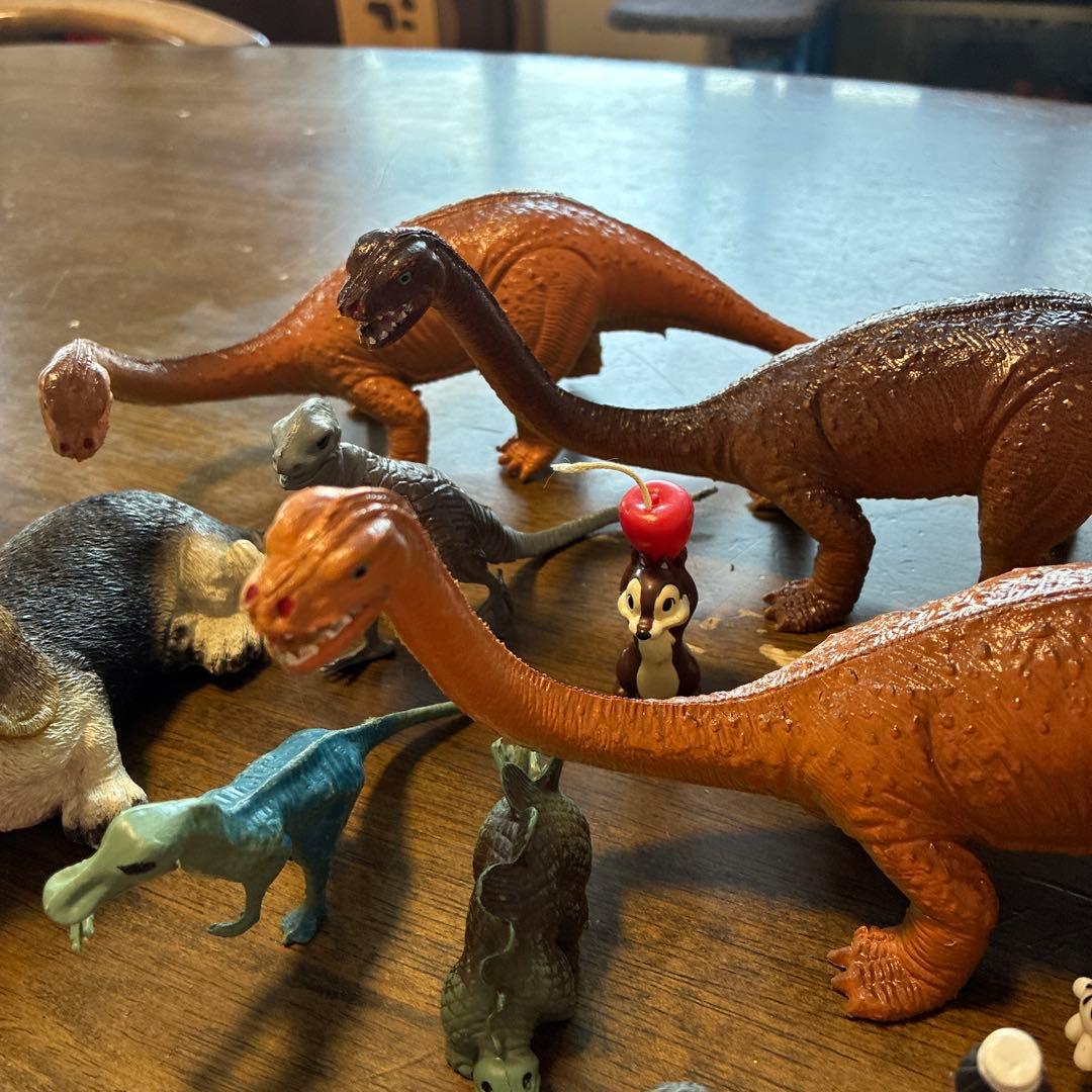 フィギュアセット ミッキー・恐竜・犬など