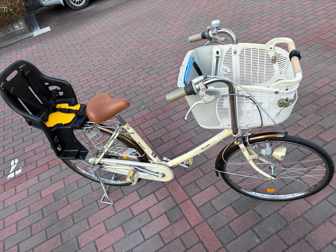 前後チャイルドシート装備3人載りママチャリ(24〜26㌅)お届け出来ます。引取可