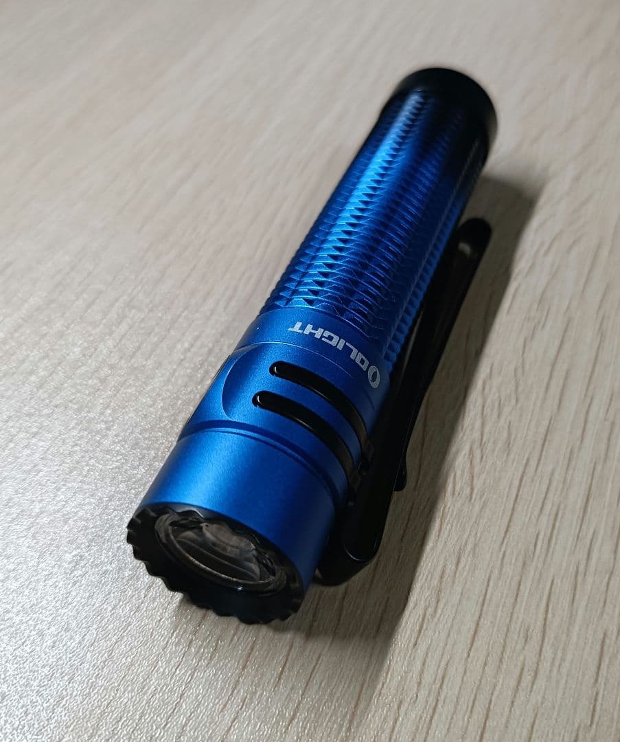 OLIGHT(オーライト) WARRIOR mini 3 ブルーグラデーション