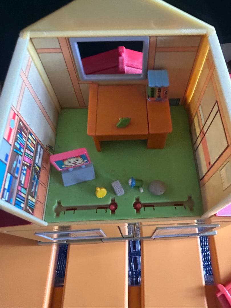 ドラえもん のび太の家 とびだす4つの大冒険　その他（カラー本）