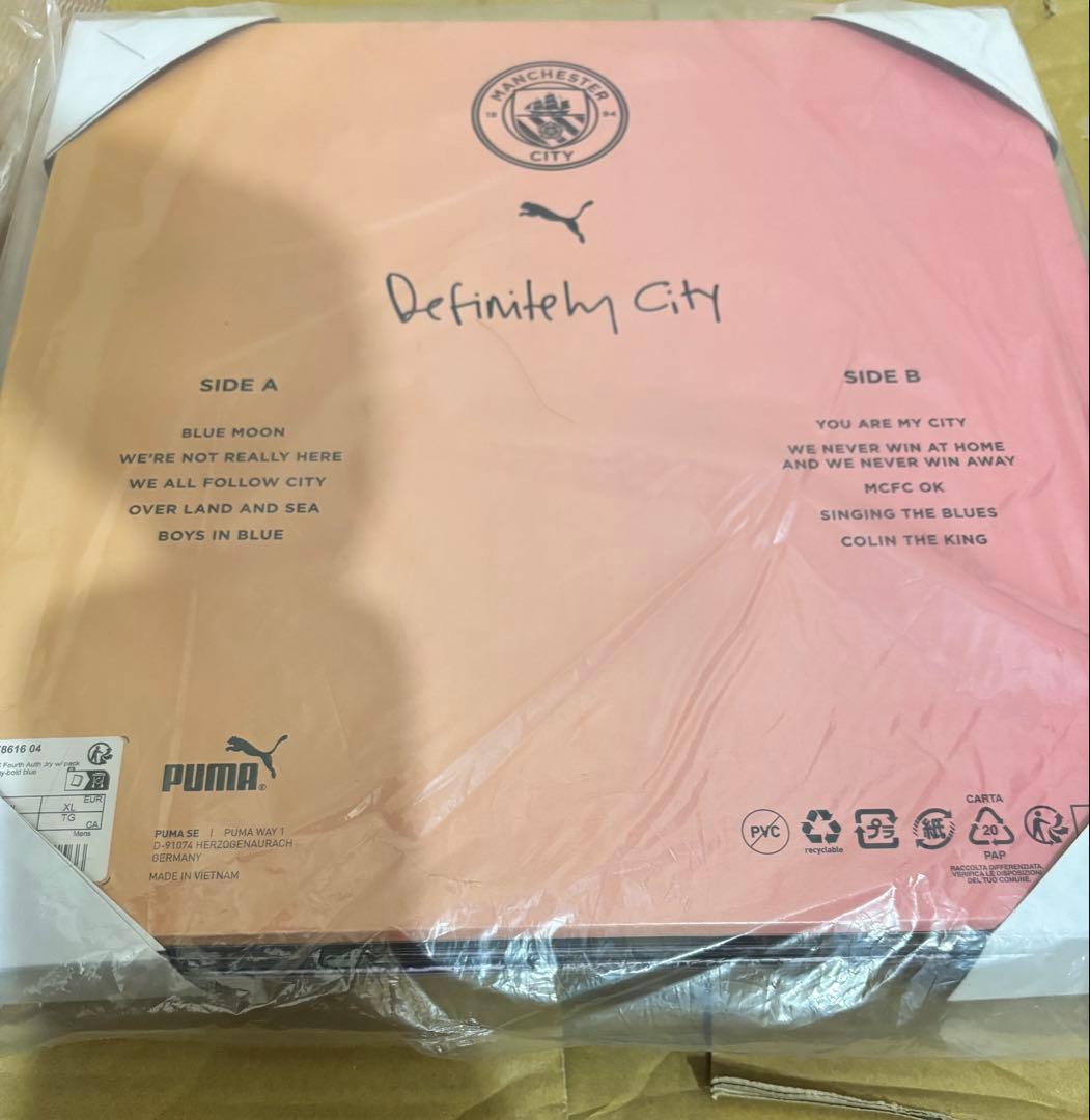 Oasis デフィニットリー・シティ Man Cityユニフォーム　限定品