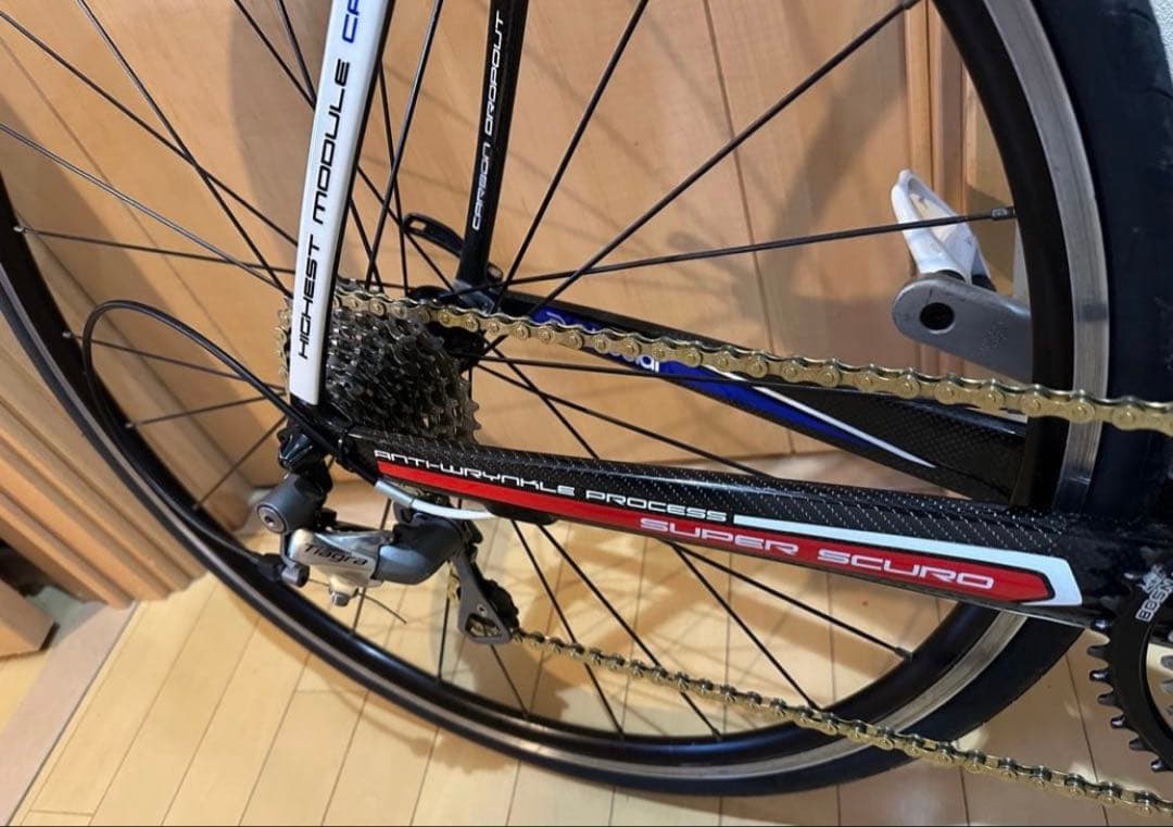 【美品】ロードバイク　新品パーツ多数　エアロ　フルカーボン