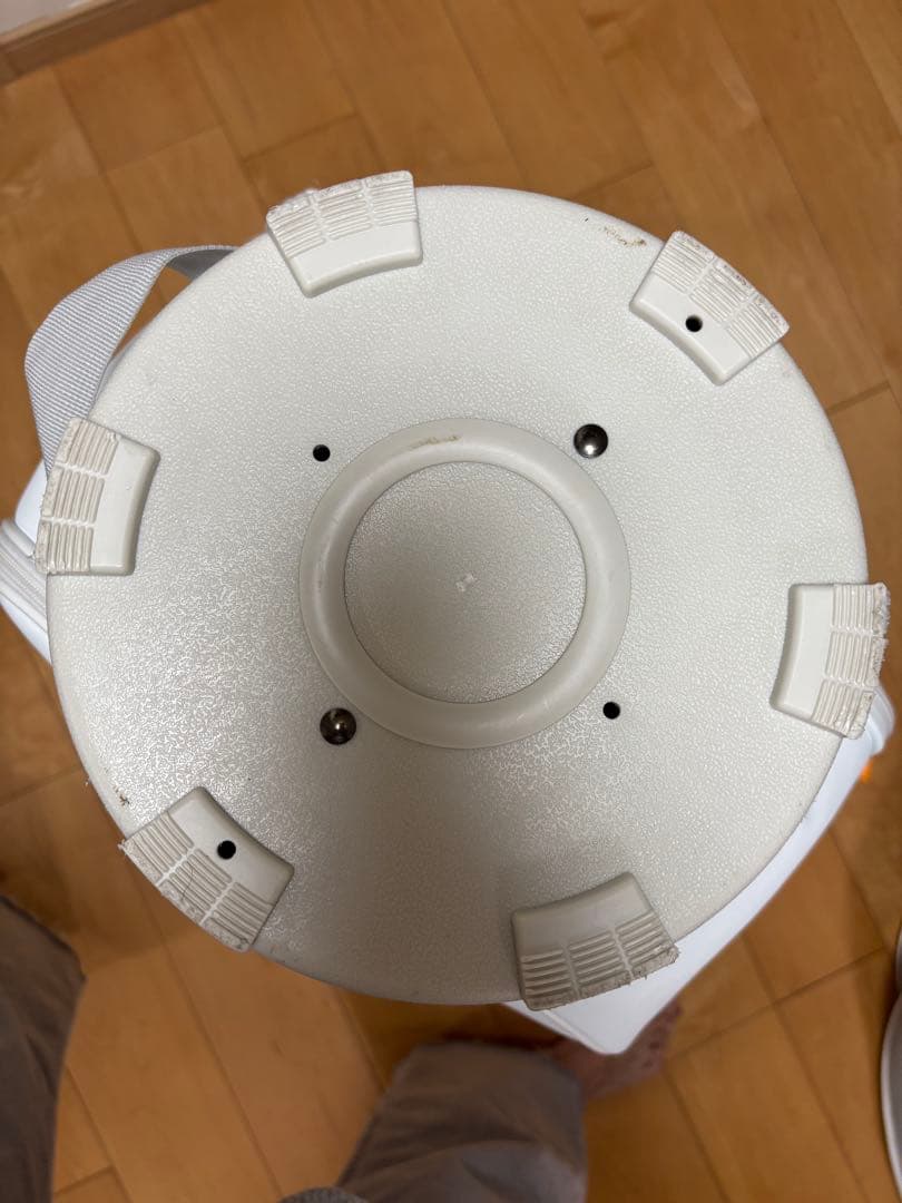 テーラーメイド 　ウィルシャー キャディバッグ　白