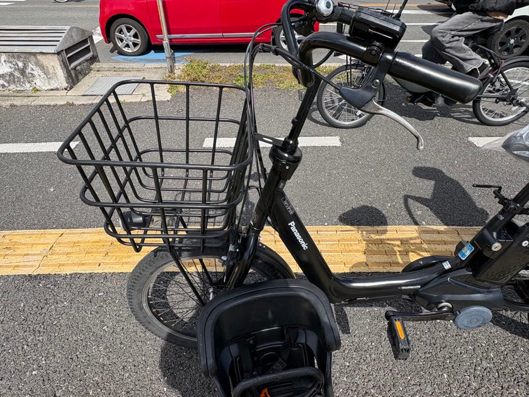 中古20㌅Panasonic電動アシスト自転車　12Ah 大阪　086