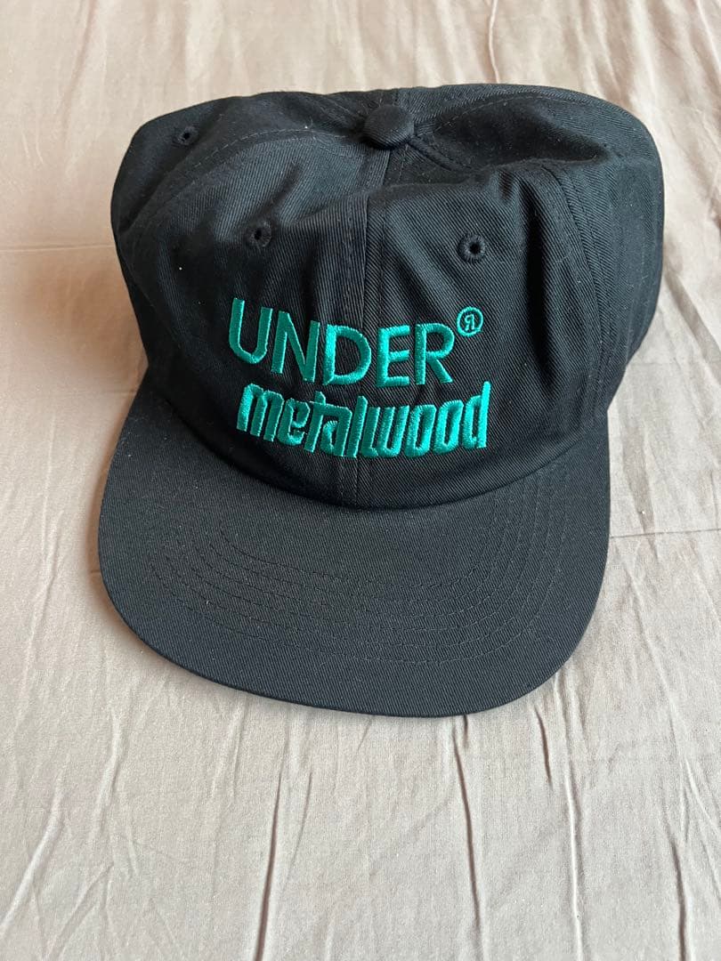 lwood studio × UNDER R コラボ　フーディ　キャップ