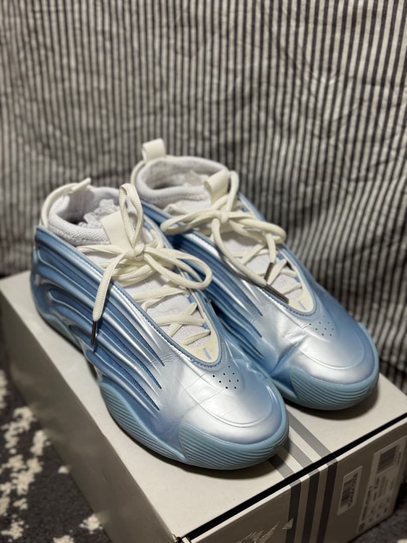 adidas バスケットボールシューズ 青/白