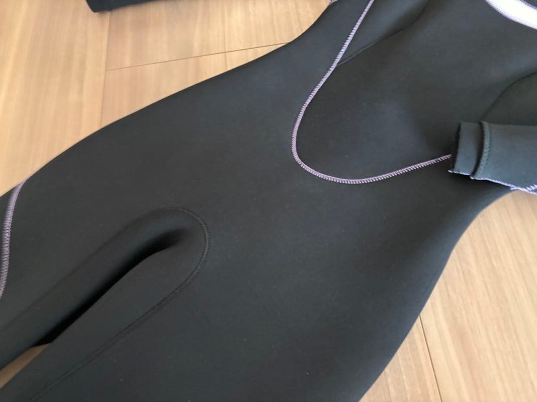 ★日本製・美品★お洒落　オニール　フルスーツ　ウエットスーツ　サーフィン　可愛い